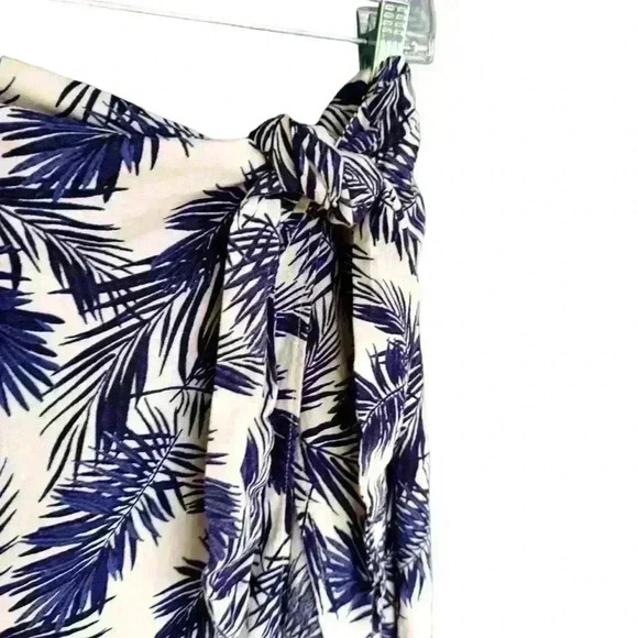 Panama Jack Linen Blend Wrap Around  Skirt/Swimsuit Cover - Picture 2 of 3